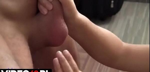  Polskie porno - Nastolatka dała się pięknie zerżnąć przed kamerą